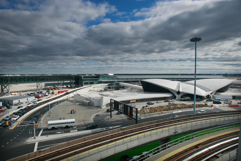 Transportation options From JFK Airport to Manhattan